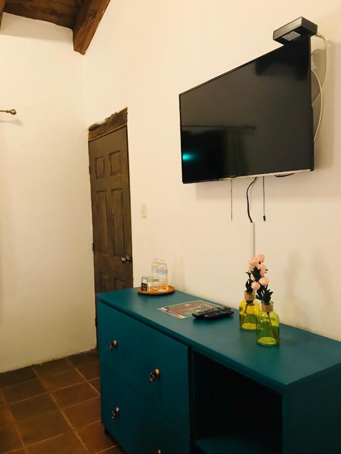 Luna Maya Antigua Exteriér fotografie